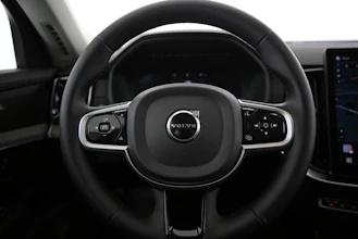 https://vehicle.imgix.net/4408099/e7ac0d42-be9b-4361-84fb-a718cd4b710c.jpg