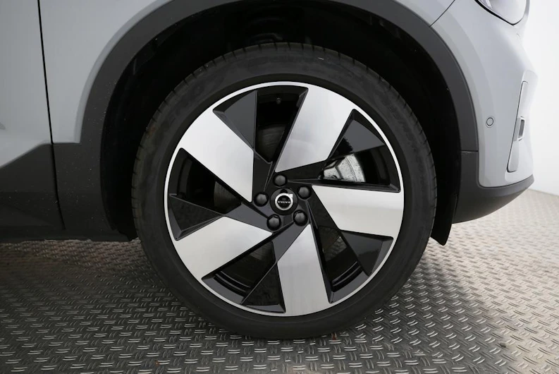 image du véhicule VOLVO EX40