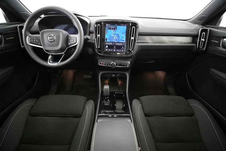 image du véhicule VOLVO EX40