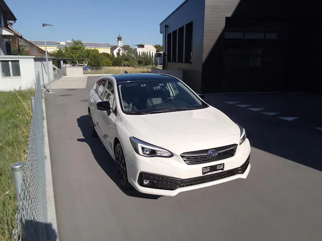 Subaru Impreza 2.0i e-Boxer Swiss Plus