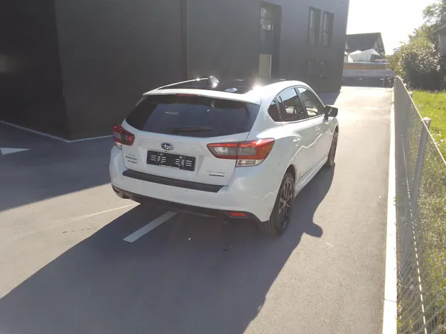 Subaru Impreza 2.0i e-Boxer Swiss Plus