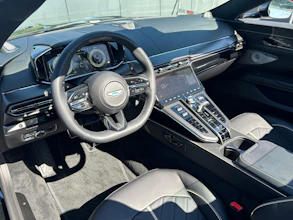 https://vehicle.imgix.net/4408141/57d28db6-d5e0-4b50-aee9-6d650e499d03.jpg