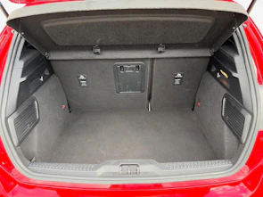 Fahrzeugbild FORD Focus 1.0i EcoB Hybrid 155 ST-Line X