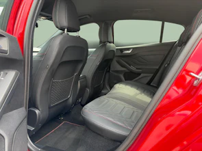 Fahrzeugbild FORD Focus 1.0i EcoB Hybrid 155 ST-Line X