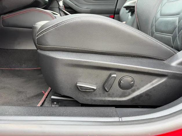 FORD Focus 1.0i EcoB Hybrid 155 ST-Line X