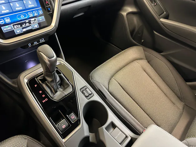 Subaru Crosstrek 2.0i e-Boxer Swiss Plus