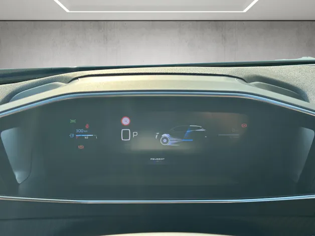 Peugeot 2008 1.2 Hybrid 145 GT Exclusive