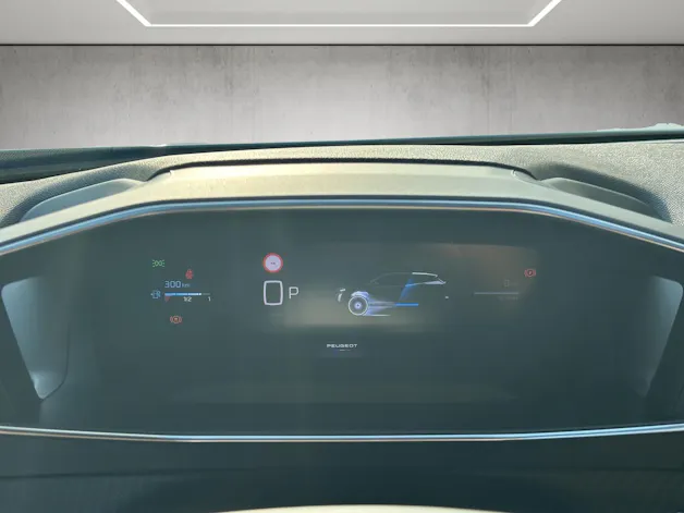 Peugeot 2008 1.2 Hybrid 145 GT Exclusive