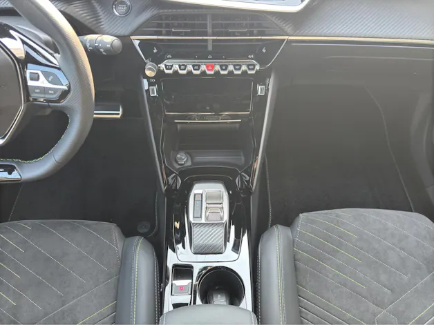 Peugeot 2008 1.2 Hybrid 145 GT Exclusive