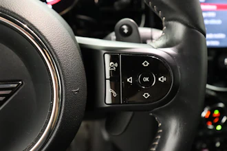 https://vehicle.imgix.net/4408298/3014549d-cb51-4685-9653-ec8f4b100714.JPG