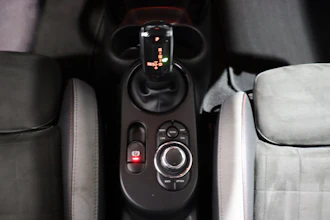 https://vehicle.imgix.net/4408298/5d725527-c218-4de9-982b-367cc60d77b0.JPG