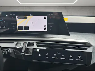 PEUGEOT 5008 1.2 Hybrid 145 Allure Premium