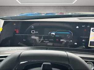 PEUGEOT 5008 1.2 Hybrid 145 Allure Premium