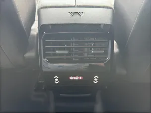 PEUGEOT 5008 1.2 Hybrid 145 Allure Premium