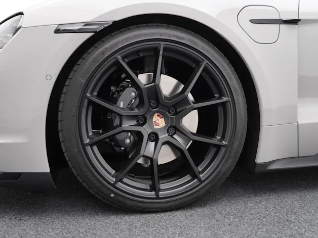 Porsche Taycan 4S Black Edition