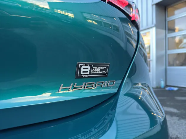 PEUGEOT 308 1.2 Hybrid 145 GT