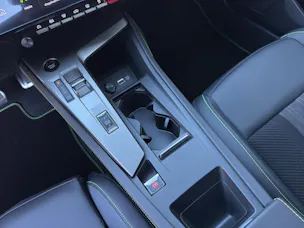 PEUGEOT 308 1.2 Hybrid 145 GT