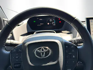 Toyota bZ4X 6.6 kw OBC Premium AWD