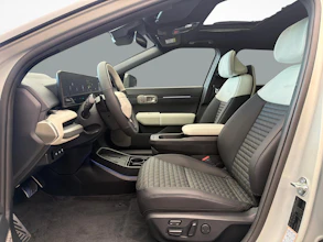 https://vehicle.imgix.net/4408373/241ee039-a348-42df-9258-66aef10531ad.jpg