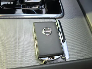 Volvo XC60 2.0 T8 TE XCENTRIC Black Edition eAWD