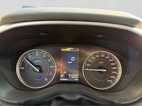 https://vehicle.imgix.net/4408382/60f1bbe4-77ec-4bb7-b81d-4be2a87ade6c.jpg