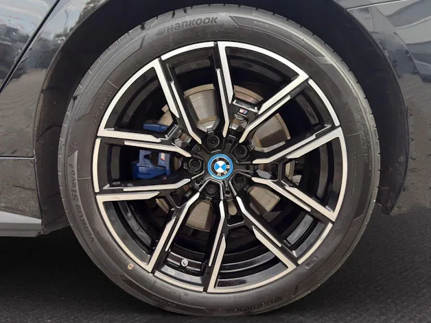 BMW i4 eDrive40 M SPORT