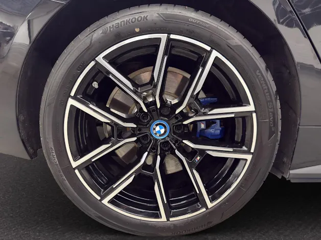 BMW i4 eDrive40 M SPORT