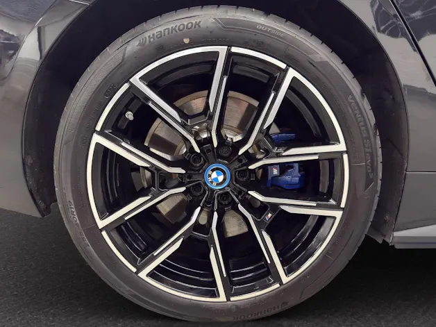 BMW i4 eDrive40 M SPORT