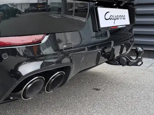 PORSCHE Cayenne Black Edition