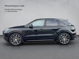 PORSCHE Cayenne Black Edition