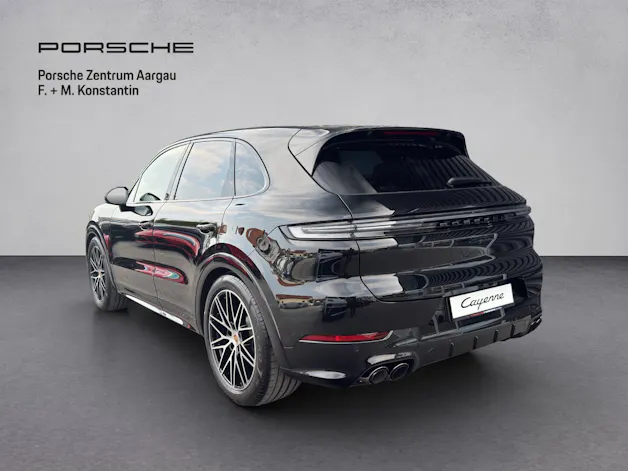 PORSCHE Cayenne Black Edition