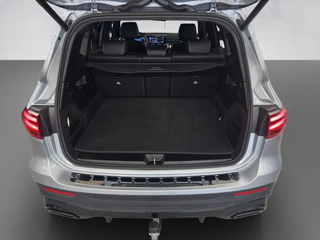 MERCEDES-BENZ GLB 220 AMG Line 4Matic