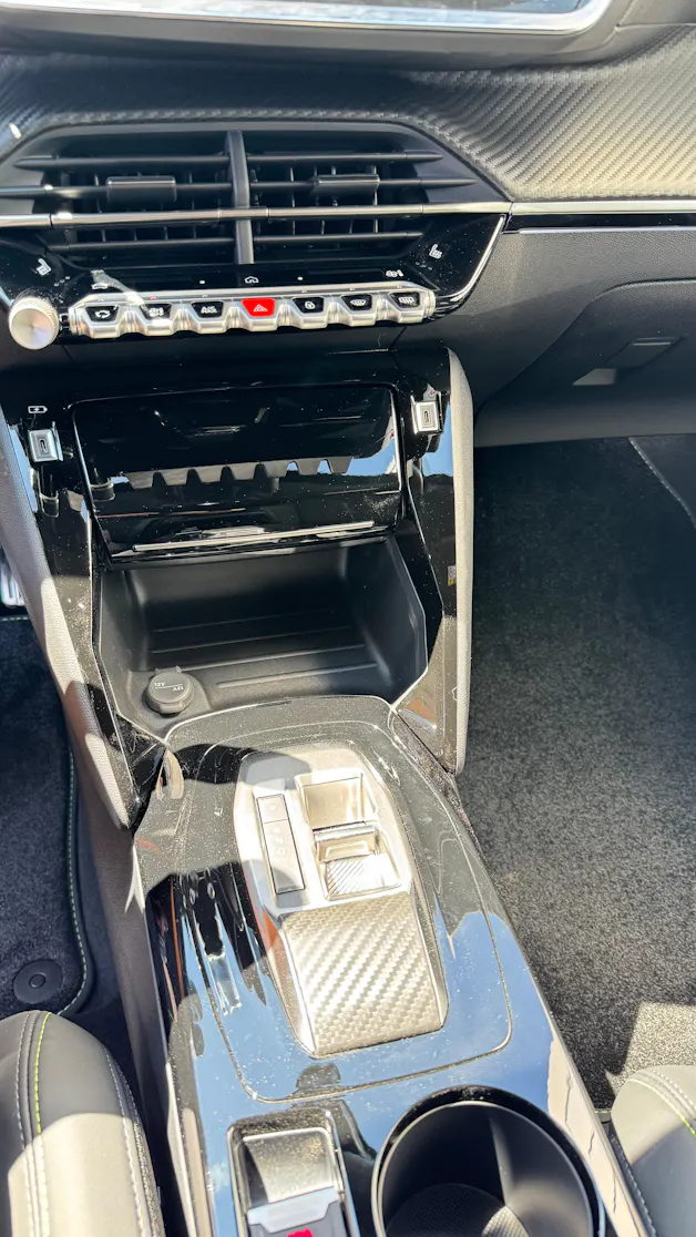 Peugeot 208 1.2 Hybrid 145 GT Exclusive