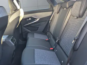 PEUGEOT 3008 e-Allure Premium AWD