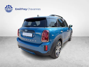 https://vehicle.imgix.net/4408568/96b0354a-3890-46b8-a2d7-0cdcb9b3c775.jpg