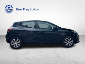 https://vehicle.imgix.net/4408588/c043a84e-35b6-41fa-9772-0a4efb924f9f.jpg