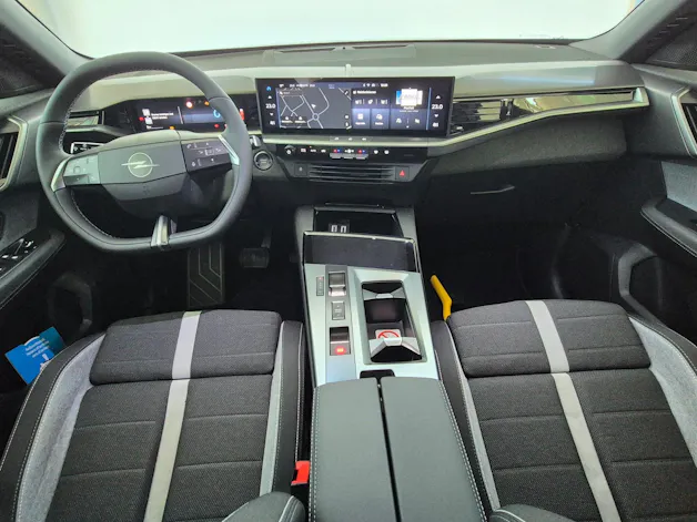 OPEL Grandland 1.2 T HEV Edition