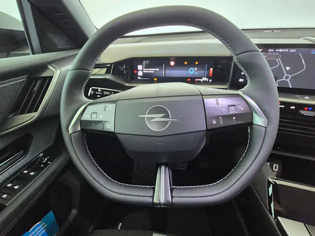 OPEL Grandland 1.2 T HEV Edition