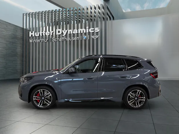 BMW X1 30e xDrive paddles
