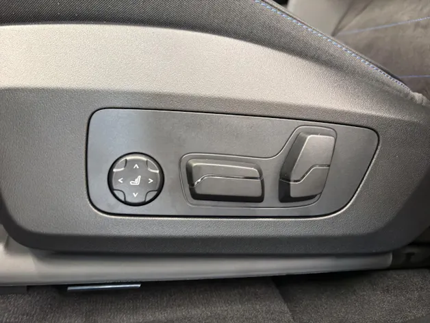 BMW X1 30e xDrive paddles