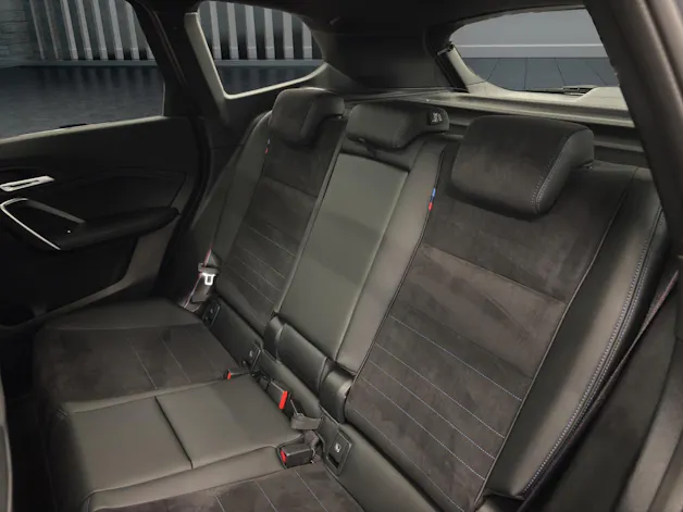 BMW X1 30e xDrive paddles