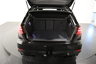https://vehicle.imgix.net/4408695/d61c5319-1562-4d4e-9e36-32ec8f57ff68.JPG
