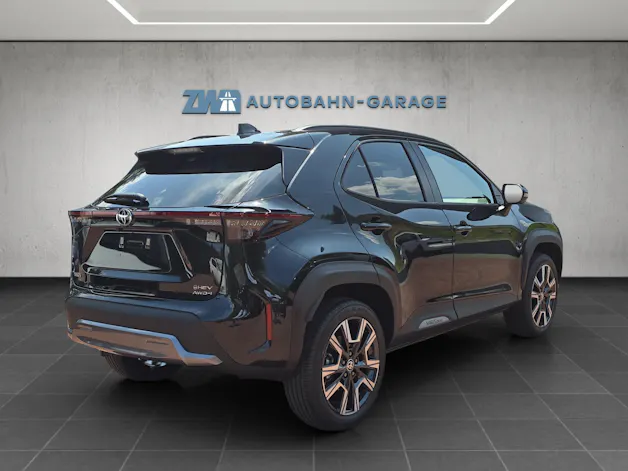 Toyota Yaris Cross 1.5 VVT-i HSD Premium AWD-i