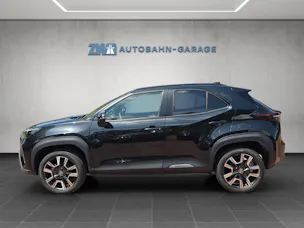 Toyota Yaris Cross 1.5 VVT-i HSD Premium AWD-i
