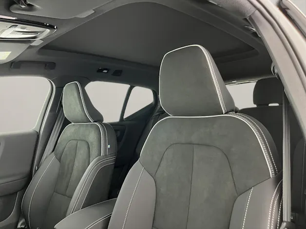 Volvo EX40 Twin Black Edition AWD