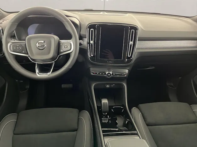Volvo EX40 Twin Black Edition AWD