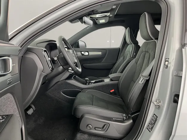 Volvo EX40 Twin Black Edition AWD