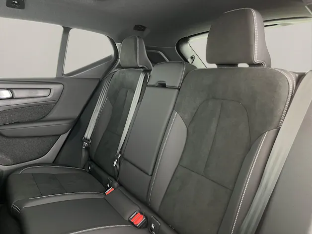 Volvo EX40 Twin Black Edition AWD