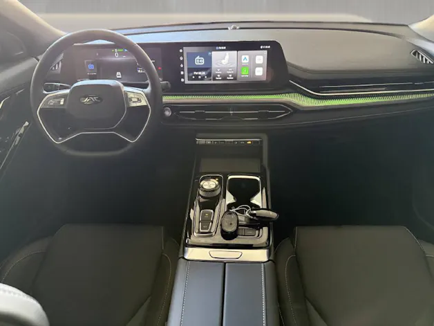 JAC JS6 PHEV