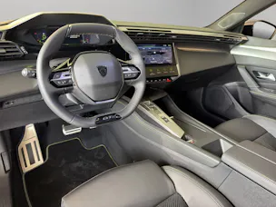 PEUGEOT 308 1.2 Hybrid GT